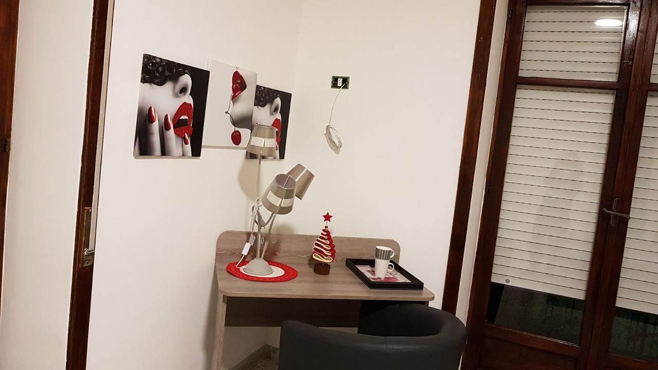 B & B Leti Battipaglia Exterior photo